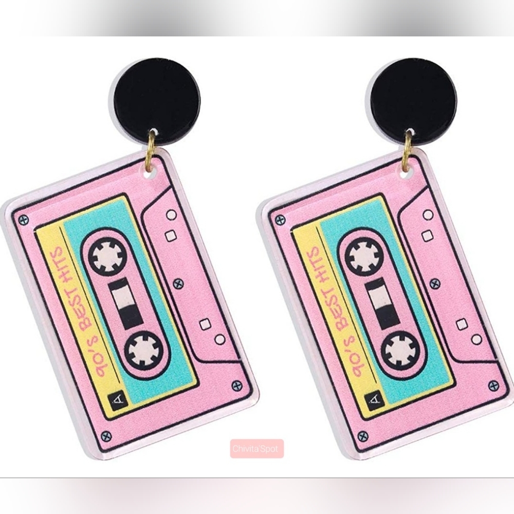 🛍 🆕️ 90's Retro Cassette Earrings